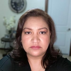 Meet your Posher, Nuvia